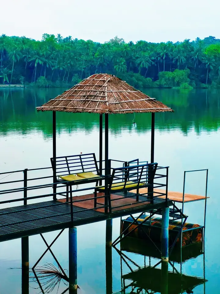 The jetty gazebo on the Korapuzha in morning light